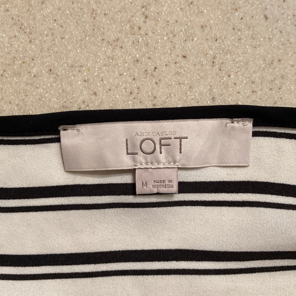 LOFT Navy and White Striped Blouse Women Size M Button-Tab Sleeve - Picture 4 of 9